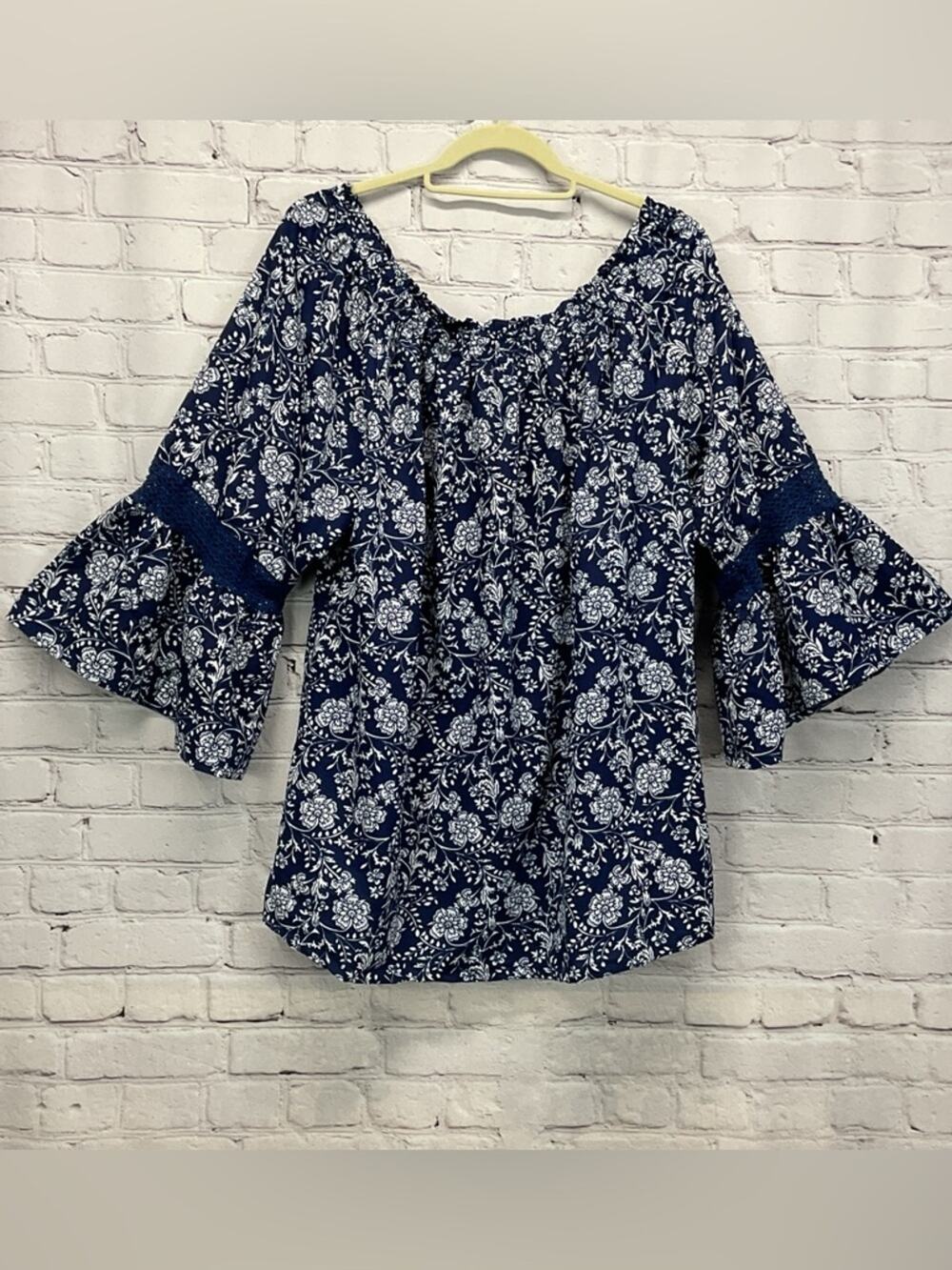 Mileage Tunic Top Women's Size 3X Navy Floral Peasant Off Shoulder Boho Festival